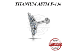 Лабрет из титана Steel and Silver с кластером Premium Crystals