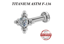 Лабрет из титана с кластером Premium Crystals